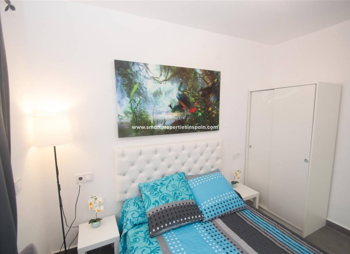 Revente - Maison Mitoyenne - Torrevieja
