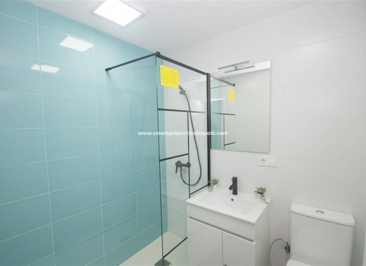 Revente - Maison Mitoyenne - Torrevieja