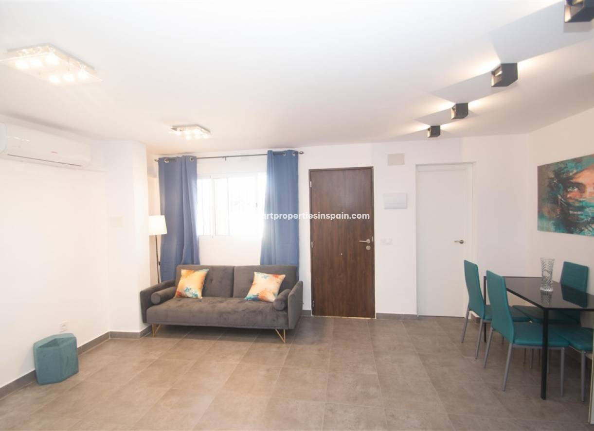 Revente - Maison Mitoyenne - Torrevieja
