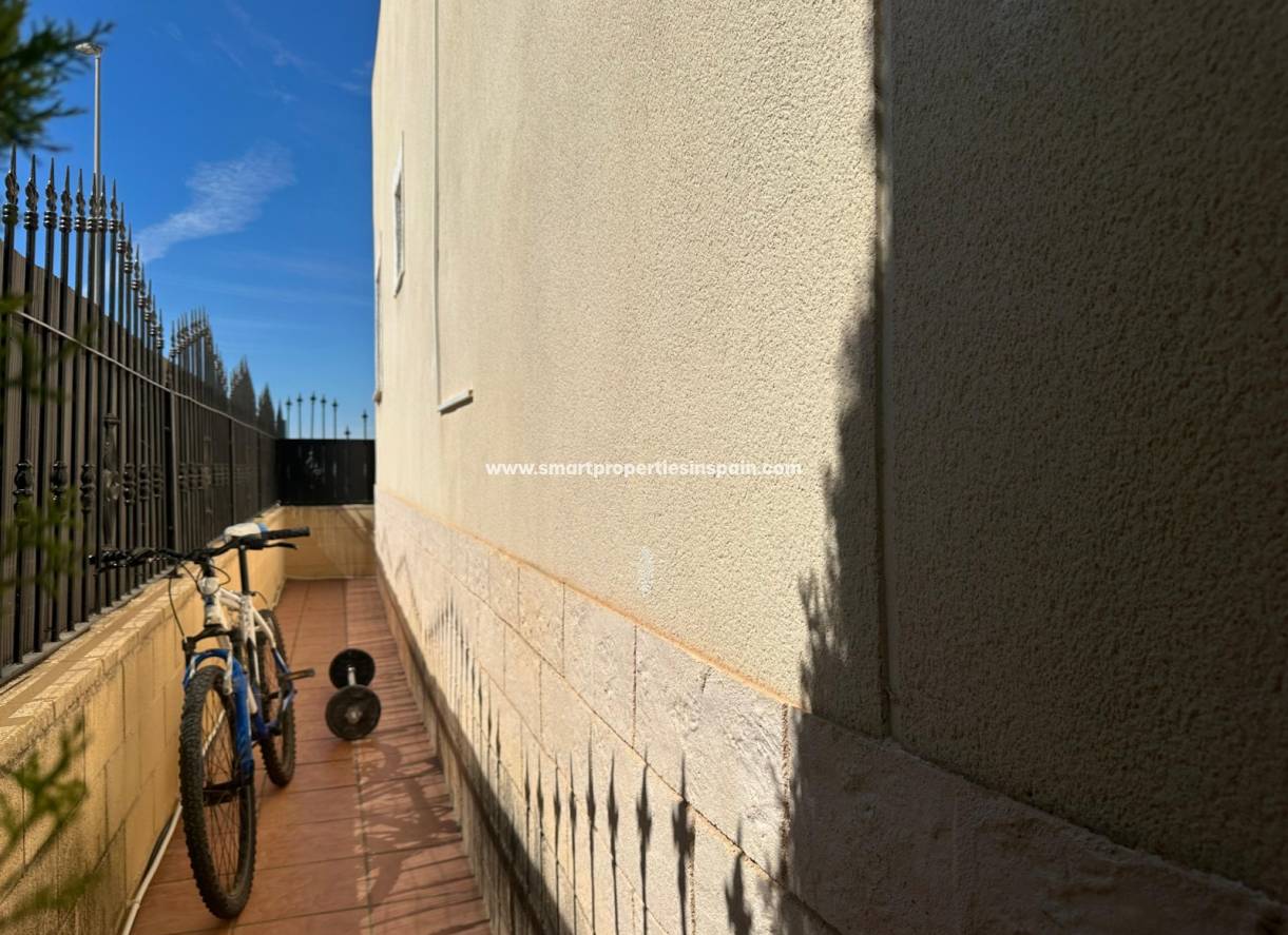 Revente - Villa mitoyenne - La Marina - Urbanización La Marina