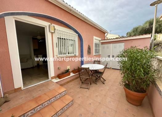 Semi Detached House - Resale - La Marina - SP4568