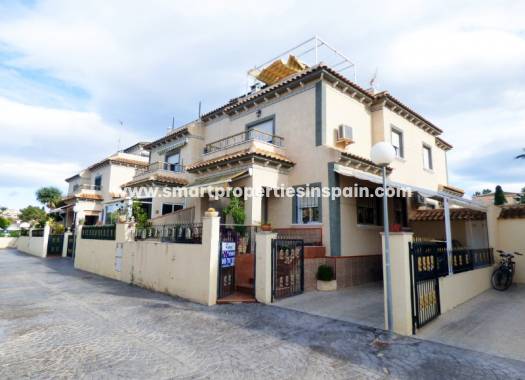 Semi Detached House - Wederverkoop - La Marina - SP3679