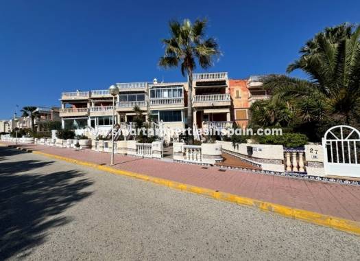 Semi Detached Villa - Wiederverkauf - Guardamar  - Urb. Campomar Playa