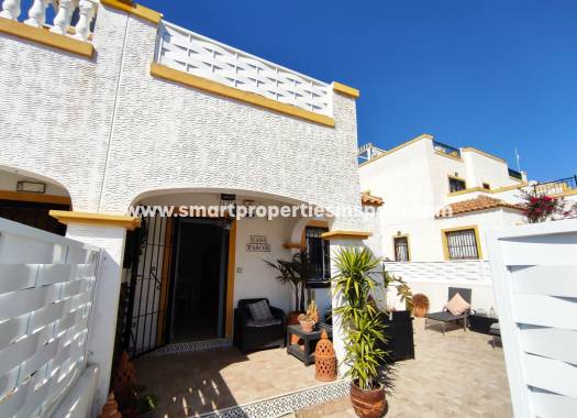 Semi Detached Villa - Wiederverkauf - La Marina - sp4022