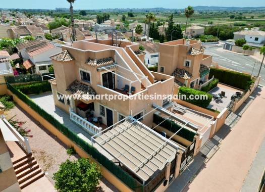 Semi Detached Villa - Wiederverkauf - La Marina - Urbanización La Marina