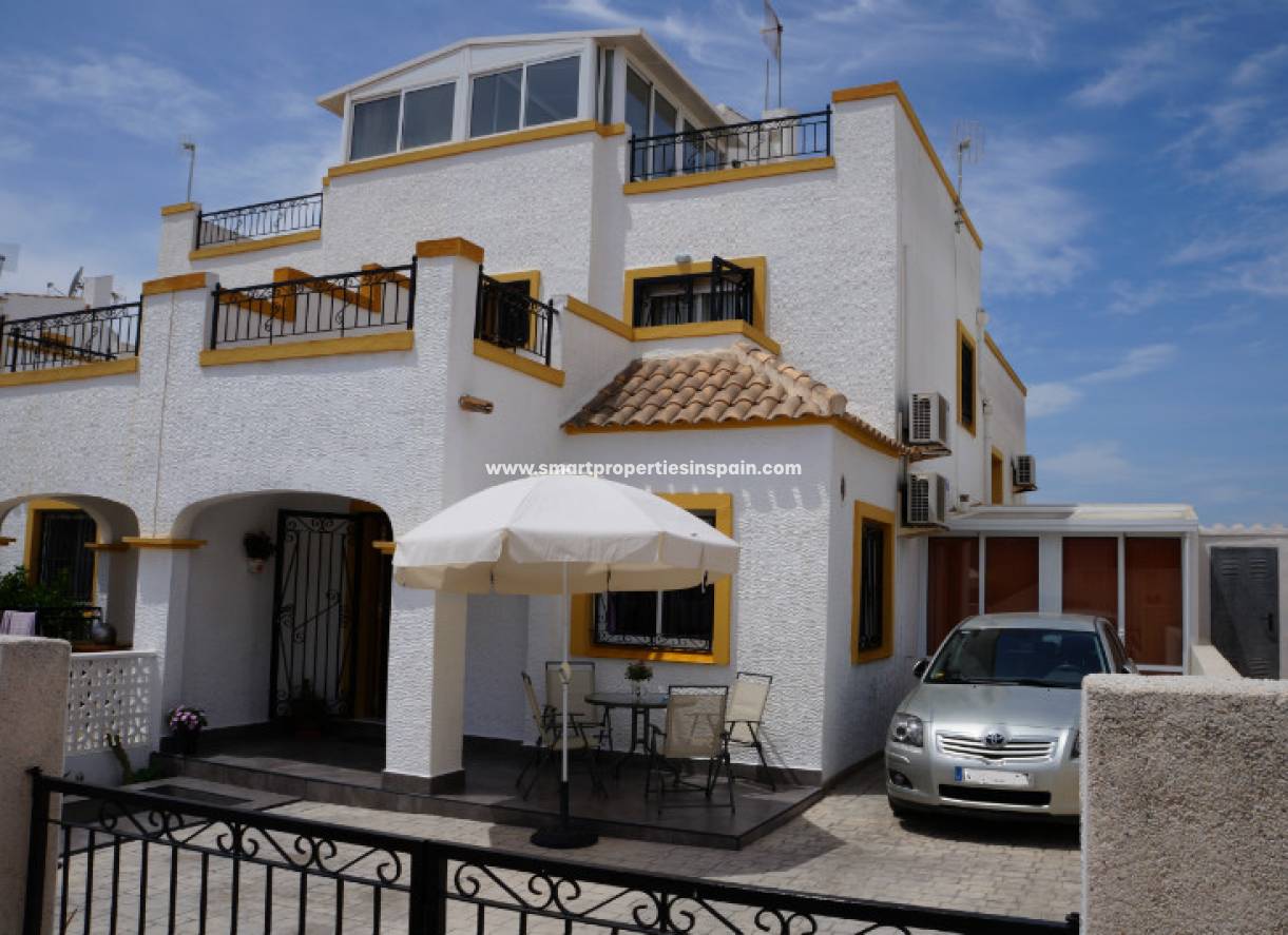 Short Term Rentals - Semi Detached House - La Marina - Urbanización La Marina