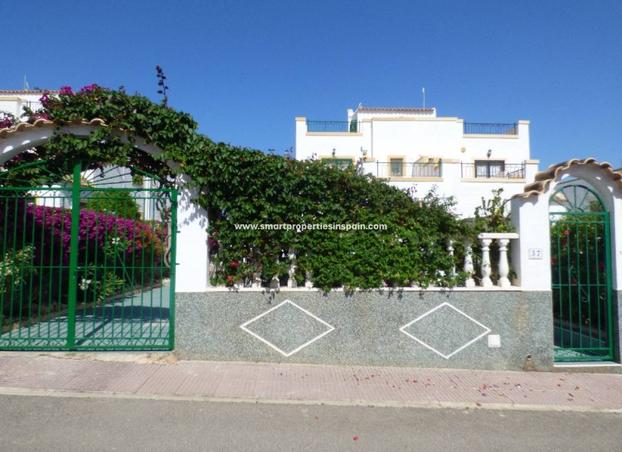 Short Term Rentals - Semi Detached House - La Marina