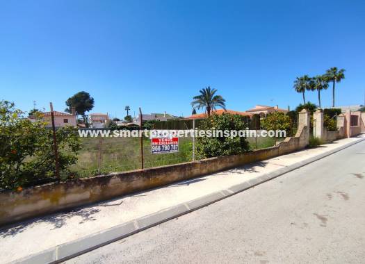 Terrain - Revent - La Marina - Urbanización La Marina