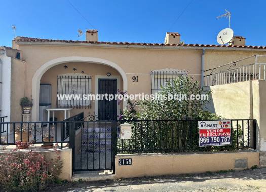 Townhouse - Long Term Rentals - La Marina - R517