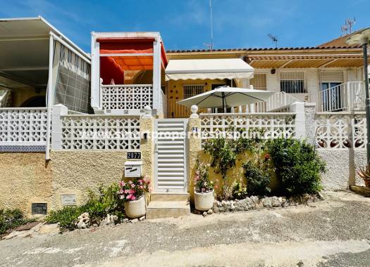 Townhouse - Resale - La Marina - Urbanización La Marina