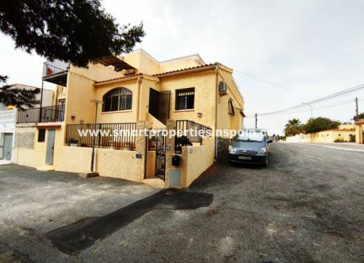 Townhouse - Wederverkoop - La Marina - 2SP484