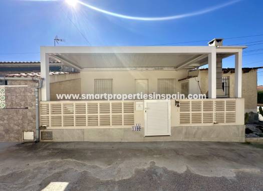 Townhouse - Wederverkoop - La Marina - SP3882