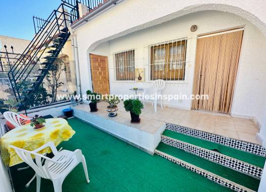 Townhouse - Wederverkoop - La Marina - SP4403