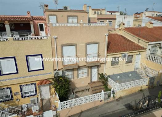 Townhouse - Wederverkoop - La Marina - SP4448