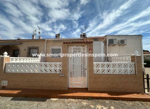 Townhouse - Wederverkoop - La Marina - SP4694