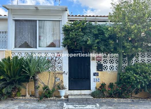 Townhouse - Wederverkoop - La Marina - Urbanización La Marina