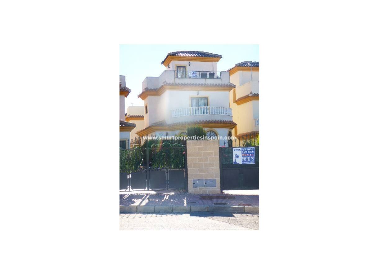 Verkauf - Freistehendes Haus - La Marina - La Marina Village