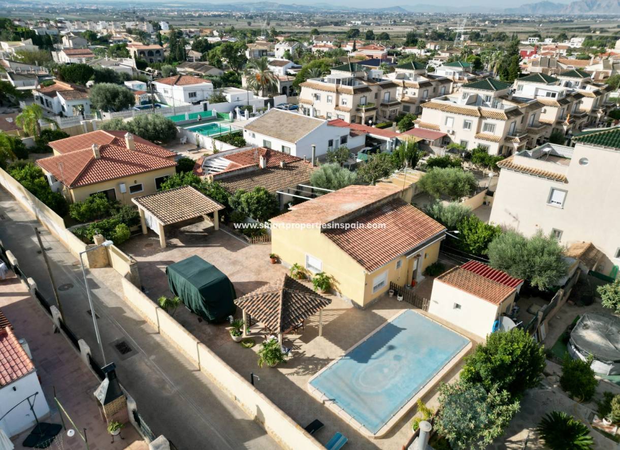 Verkauf - Freistehendes Haus - La Marina - Urbanización La Marina