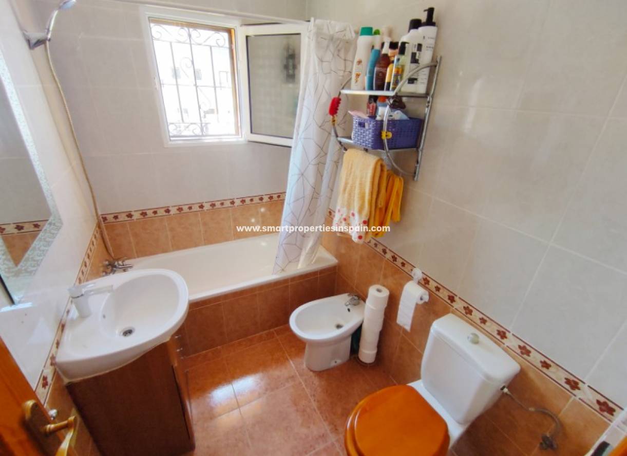 Verkauf - Semi Detached Villa - La Marina - Urbanización La Marina