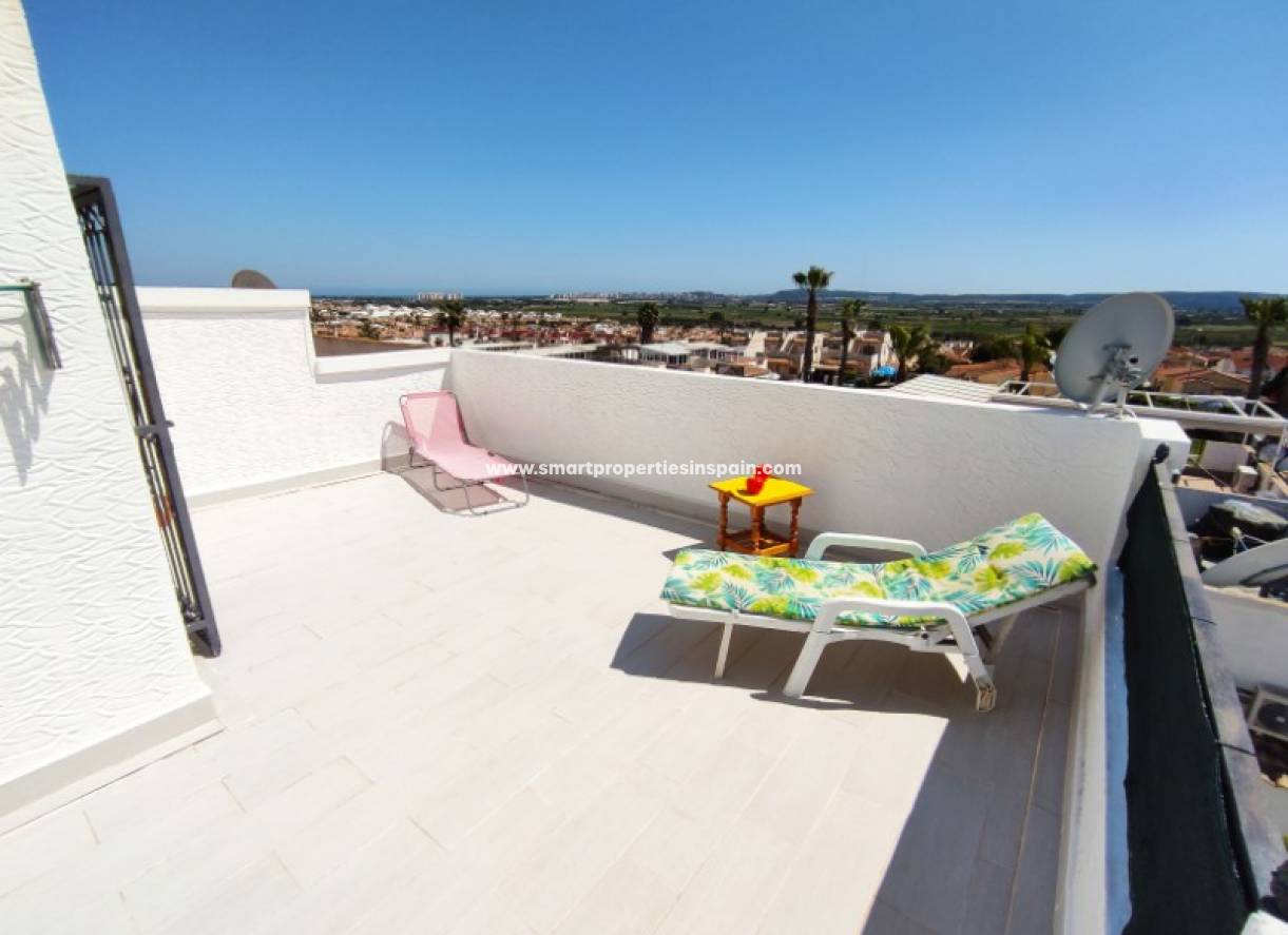 Verkauf - Semi Detached Villa - La Marina - Urbanización La Marina