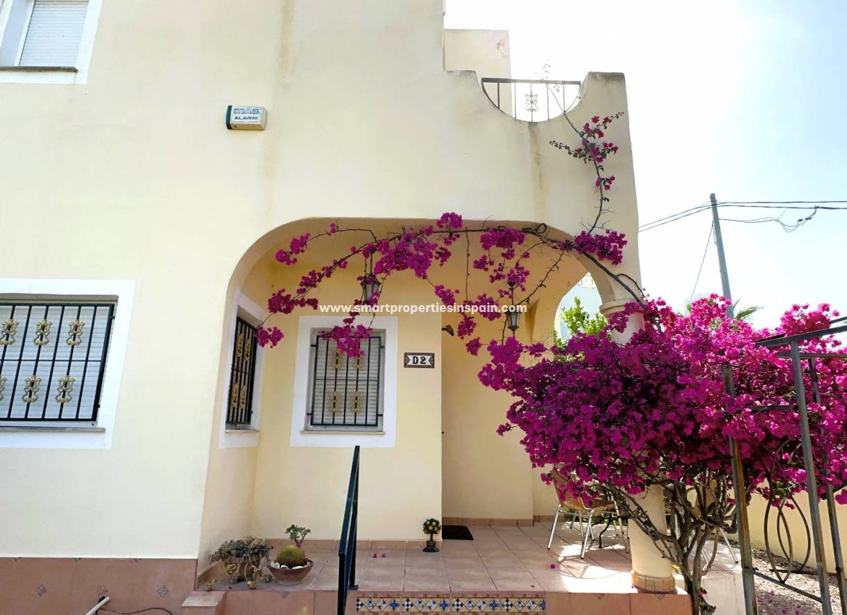 Verkauf - Semi Detached Villa - La Marina - Urbanización La Marina