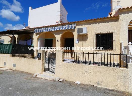Vivienda Adosada - Reventa - La Marina - 2SP457
