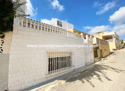 Vivienda Adosada - Reventa - La Marina - 2SP475
