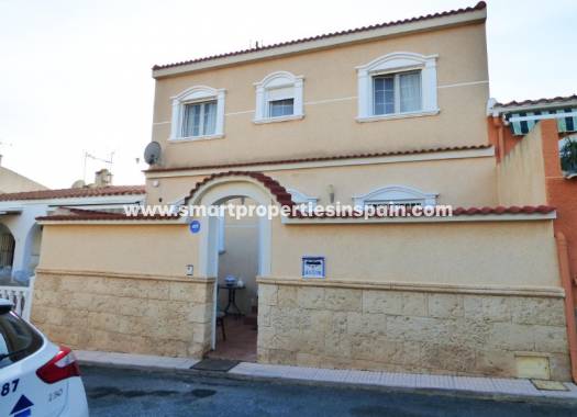 Vivienda Adosada - Reventa - La Marina - SP3706