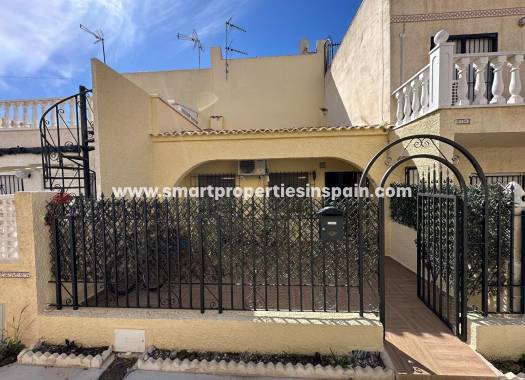 Vivienda Adosada - Reventa - La Marina - Urbanización La Marina