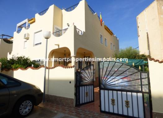 Vivienda Semi Adosada - Reventa - La Marina - SP3412