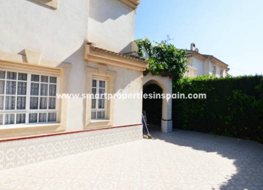 Vivienda Semi Adosada - Reventa - La Marina - SP4038