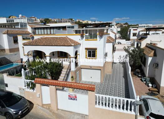 Vivienda Semi Adosada - Reventa - La Marina - Urbanización La Marina