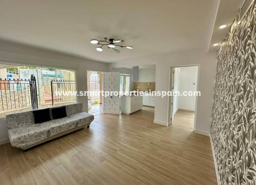 Vivienda Semi Adosada - Reventa - La Marina - Urbanización La Marina