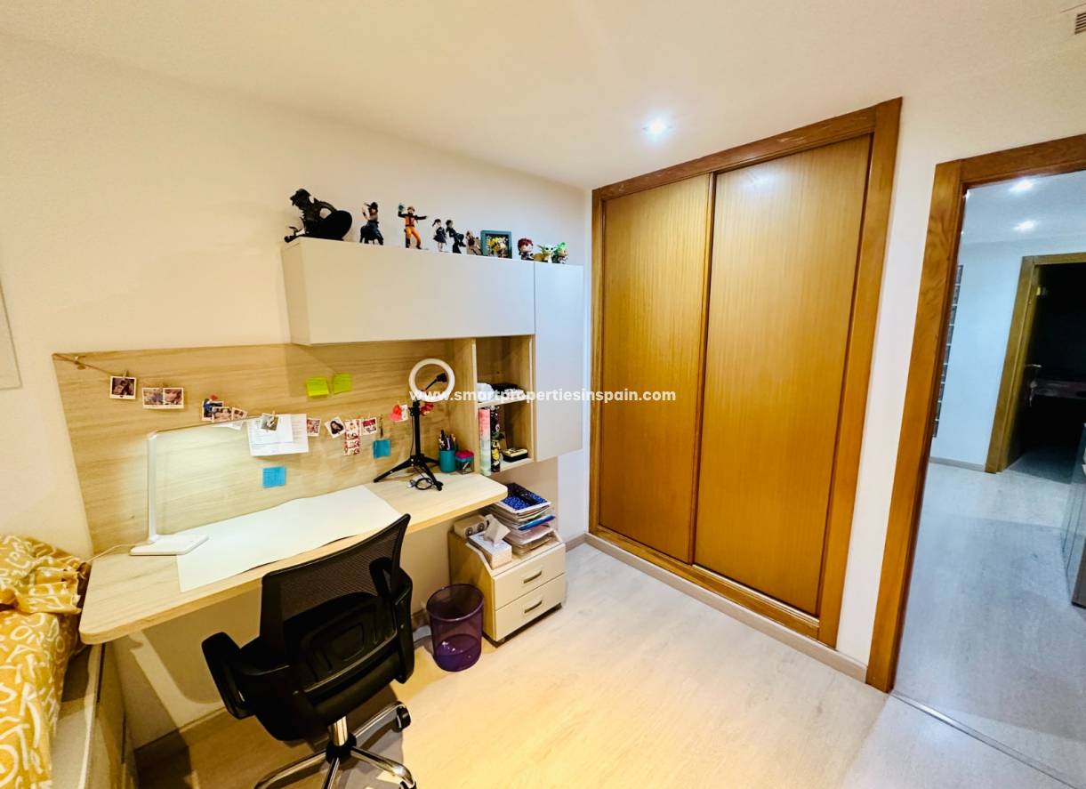 Wederverkoop - apartement - La Marina Village