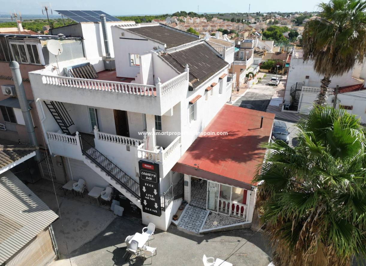 Wederverkoop - Business - La Marina - Urbanización La Marina