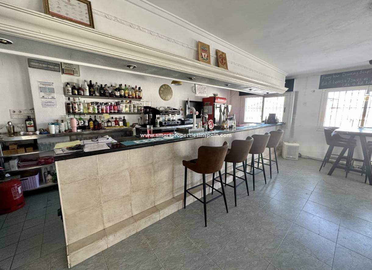 Wederverkoop - Business - La Marina - Urbanización La Marina