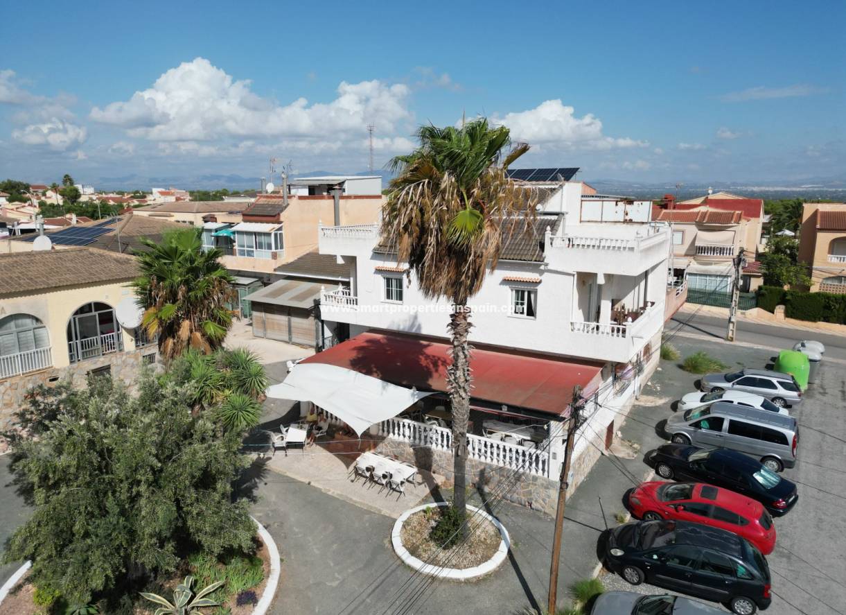 Wederverkoop - Business - La Marina - Urbanización La Marina