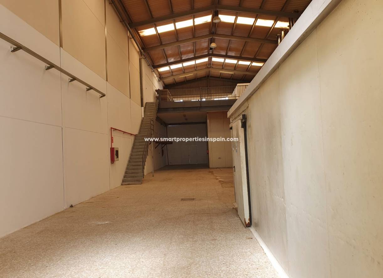 Wederverkoop - Commercial - Elche