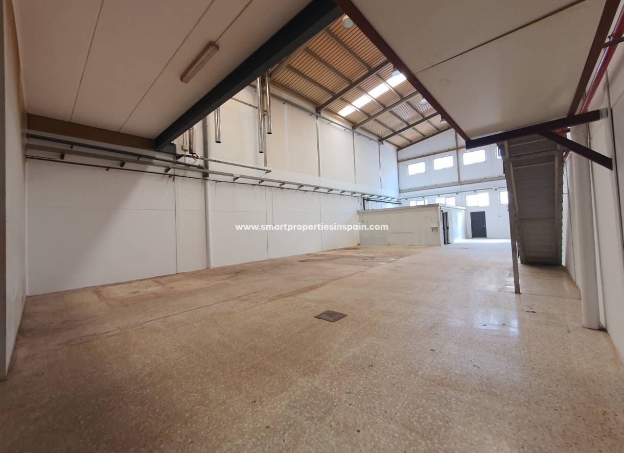 Wederverkoop - Commercial - Elche