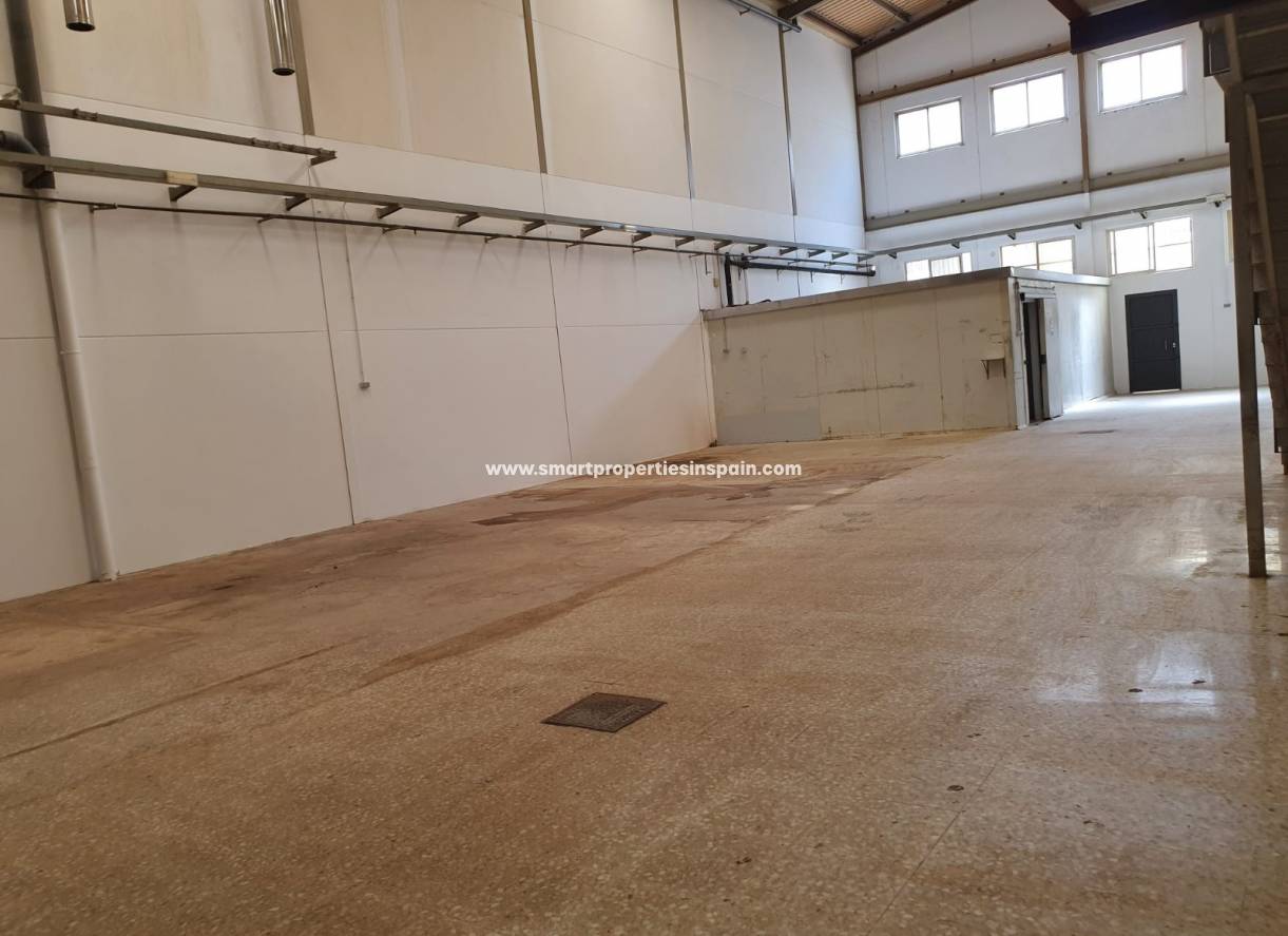 Wederverkoop - Commercial - Elche