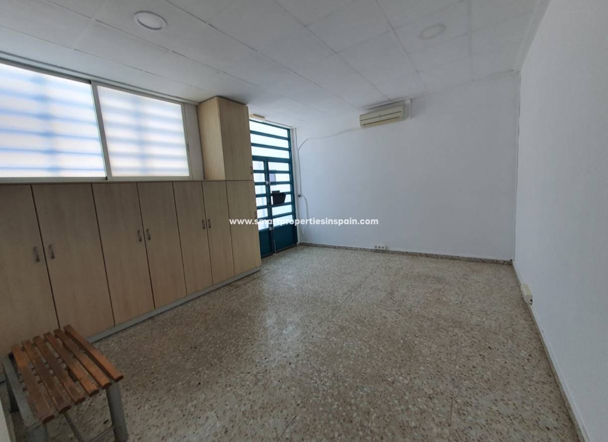 Wederverkoop - Commercial - Elche