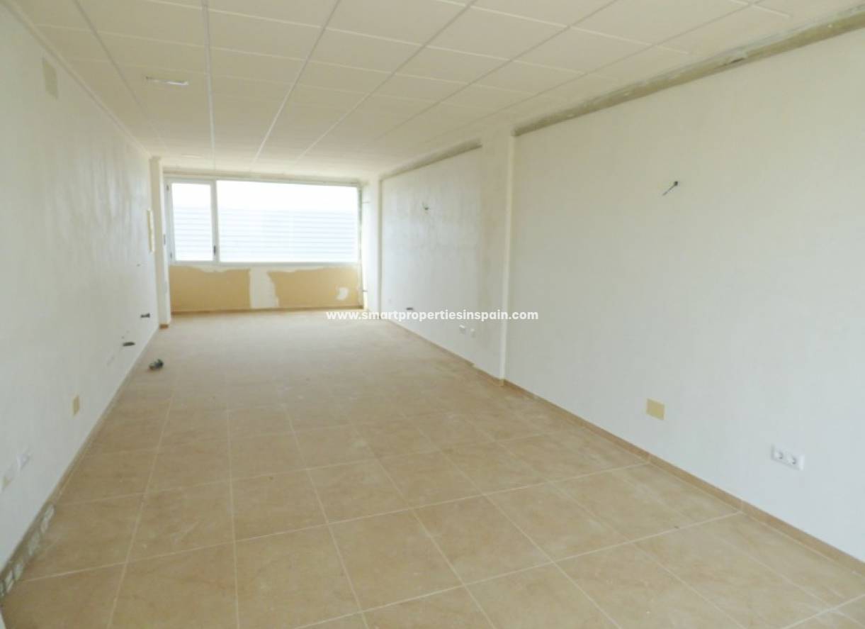 Wederverkoop - Commercial - La Marina - Urbanización La Marina