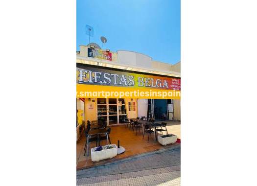 Wederverkoop - Commercial - La Marina - Urbanización La Marina
