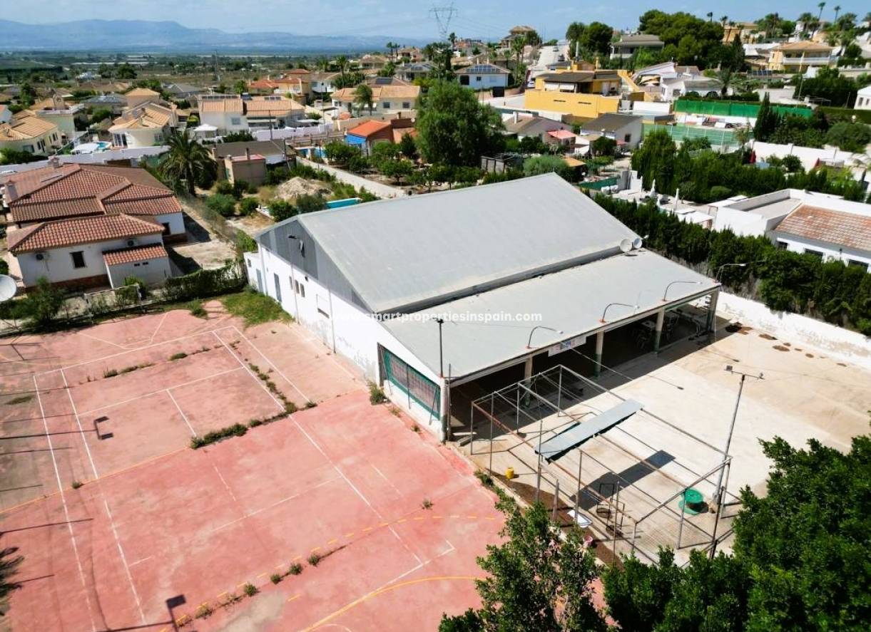Wederverkoop - Commercial - La Marina - Urbanización La Marina