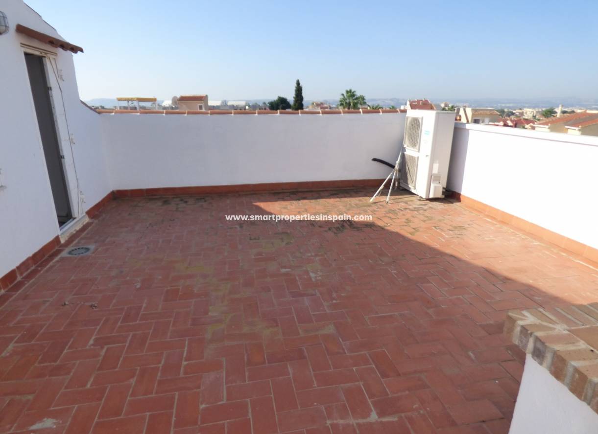Wederverkoop - Commercial - La Marina - Urbanización La Marina