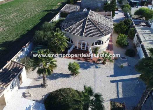 Wederverkoop - Country House - Catral