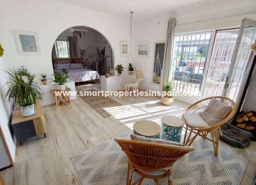 Wederverkoop - Country House - Dolores - dolores