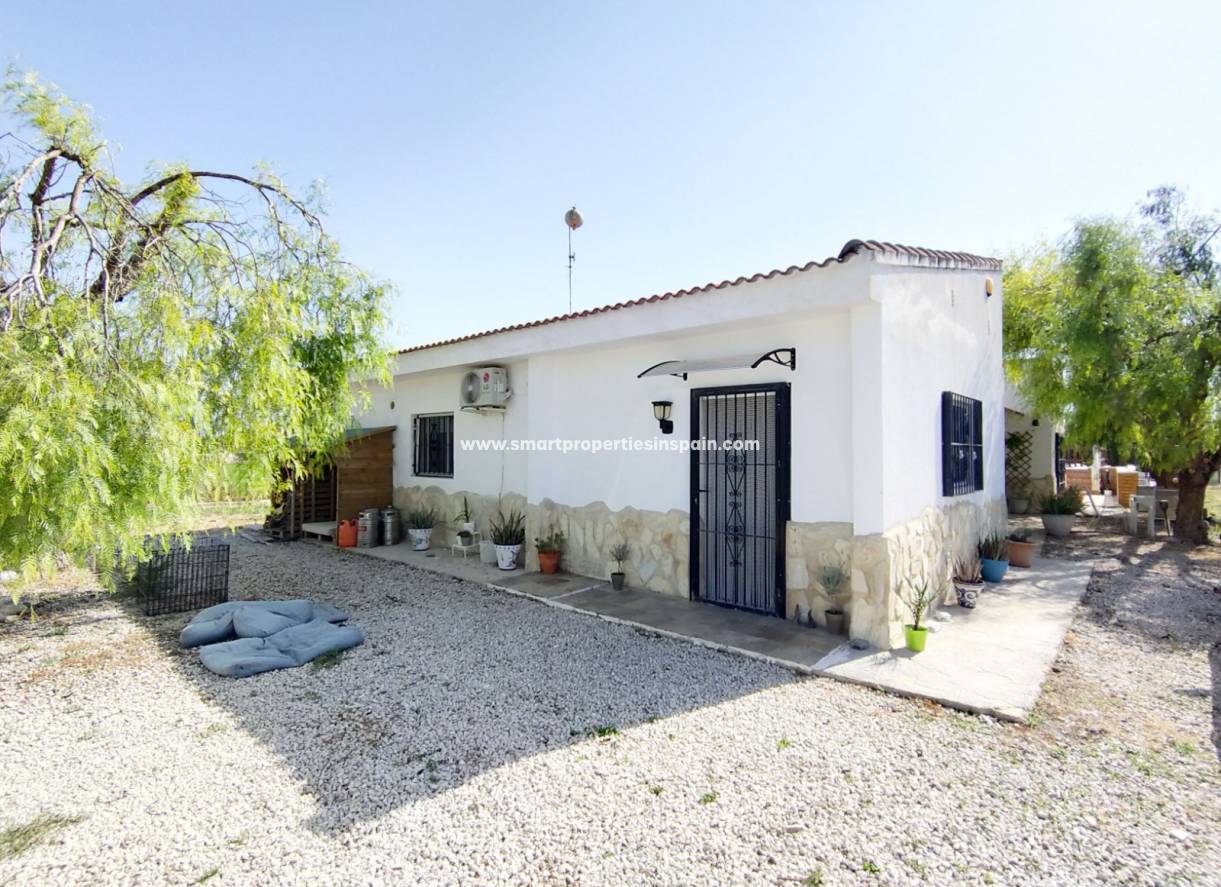 Wederverkoop - Country House - Dolores - dolores