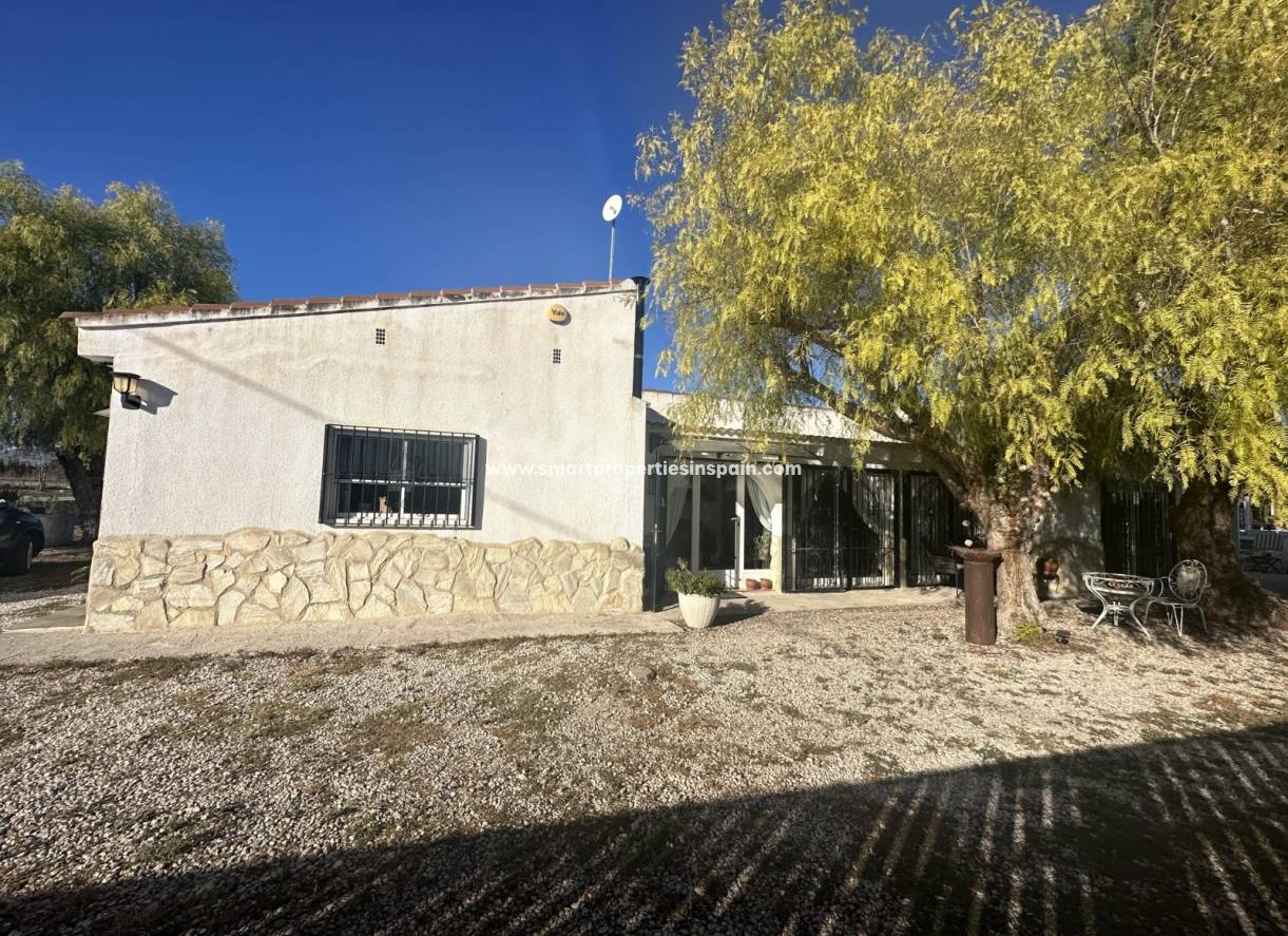 Wederverkoop - Country House - Dolores - dolores