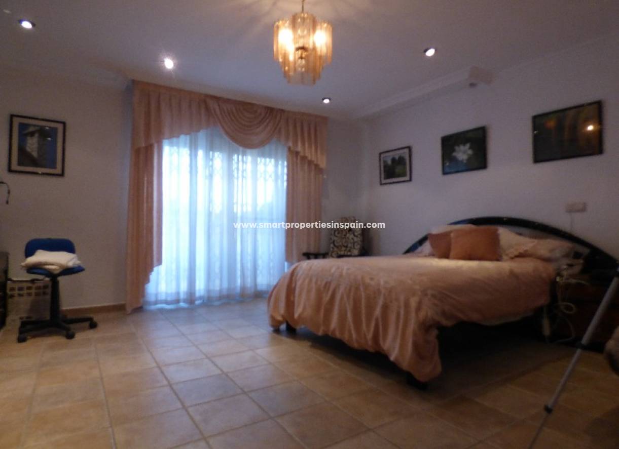Wederverkoop - Country House - Elche